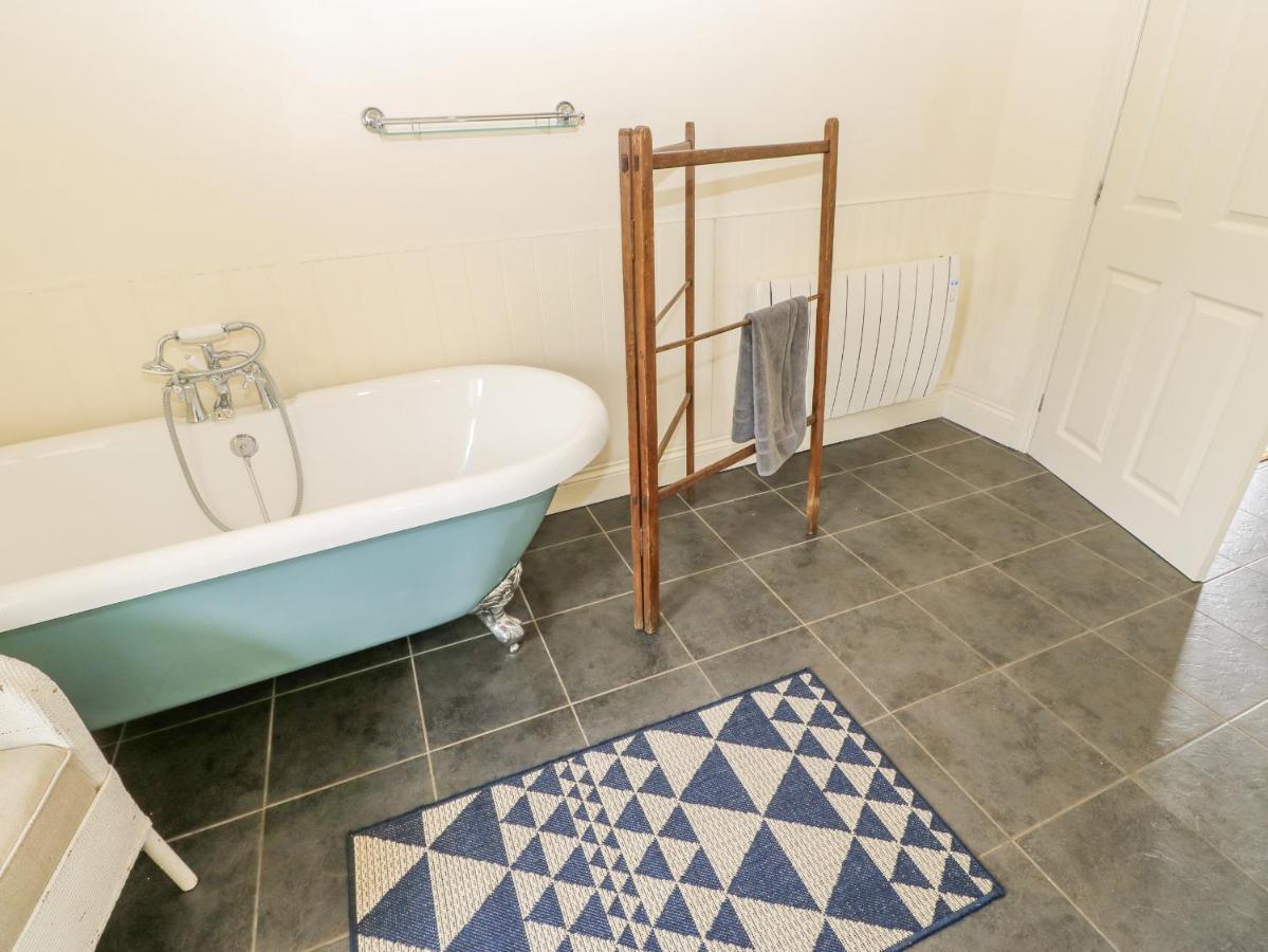 Gallow Law Cottage Greenhaugh Bagian luar foto
